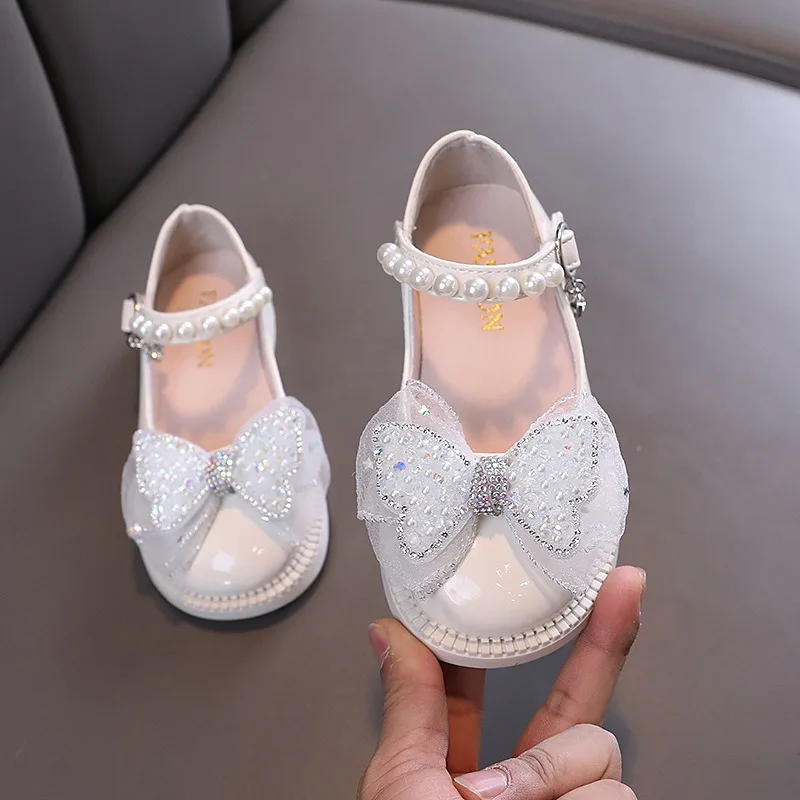 Kids Pearl Rhinestone Square-toe Flats Casual PU Leather Shoes Children Performance Princess Shoes Girls Casual Princess Shoes
Kids Pearl Rhinestone Square-toe Flats Casual PU Leather Shoes Children Performance Princess Shoes Girls Casual Princess Shoes