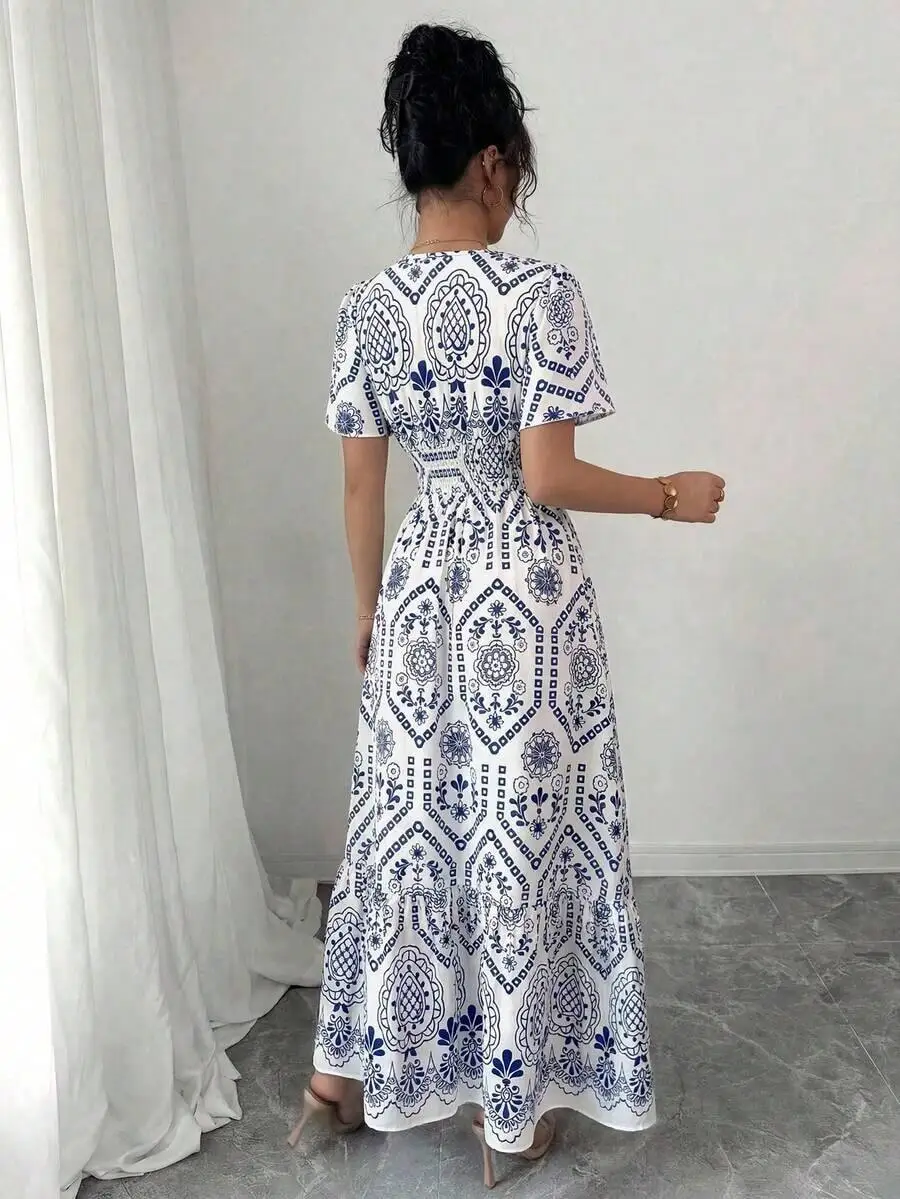Womens Blue And White Geometric Floral Print V-Neck Puff Sleeve A-Line Long Dress
Womens Blue And White Geometric Floral Print V-Neck Puff Sleeve A-Line Long Dress