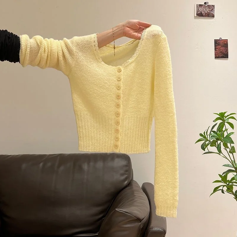 Soft Yellow Lace Splice Knitted Sweater Women's Open Cardigan Comfortable Korean Sle Floral Trimmed Light Weight Top
Soft Yellow Lace Splice Knitted Sweater Women's Open Cardigan Comfortable Korean Sle Floral Trimmed Light Weight Top