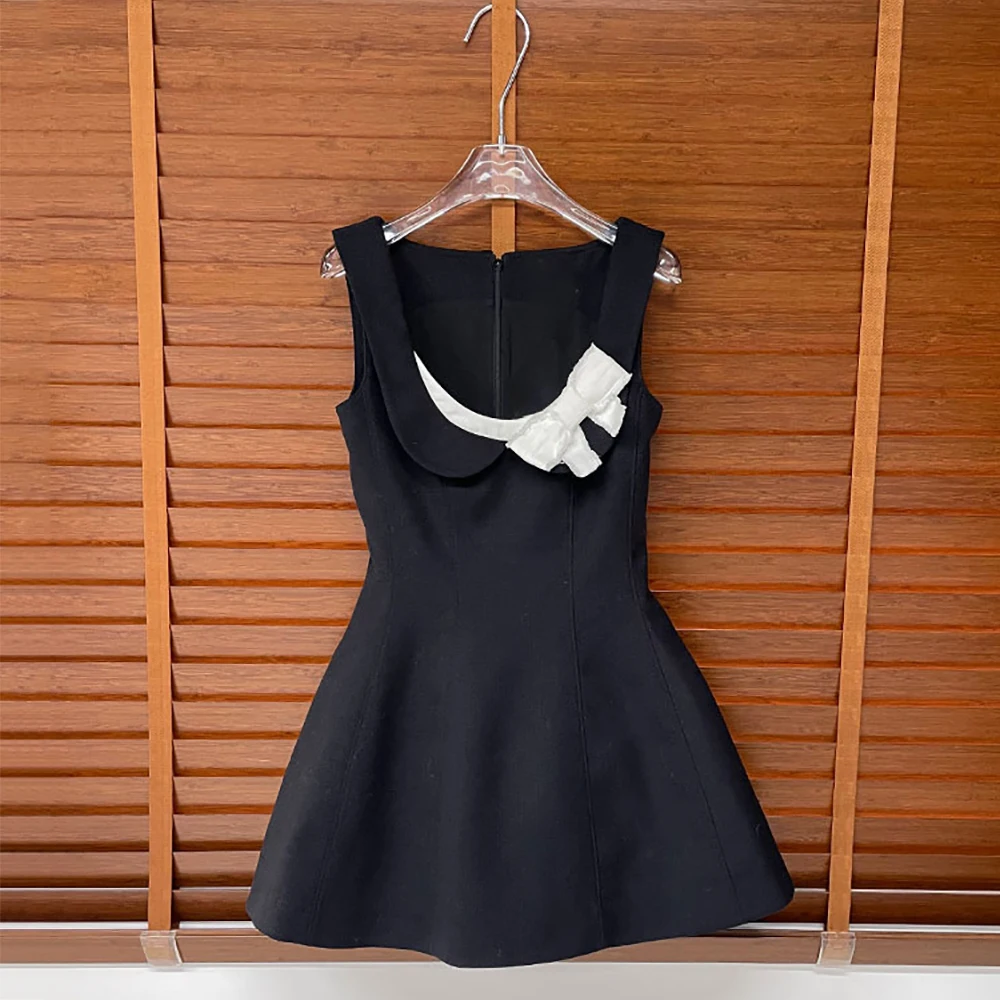 Fringed Bow-Trimmed Women's Dress Spring 2026 New Elegant Commuter Style Fitted Waist, Round Neck, Sleeveless Dress Y2K
Fringed Bow-Trimmed Women's Dress Spring 2026 New Elegant Commuter Style Fitted Waist, Round Neck, Sleeveless Dress Y2K