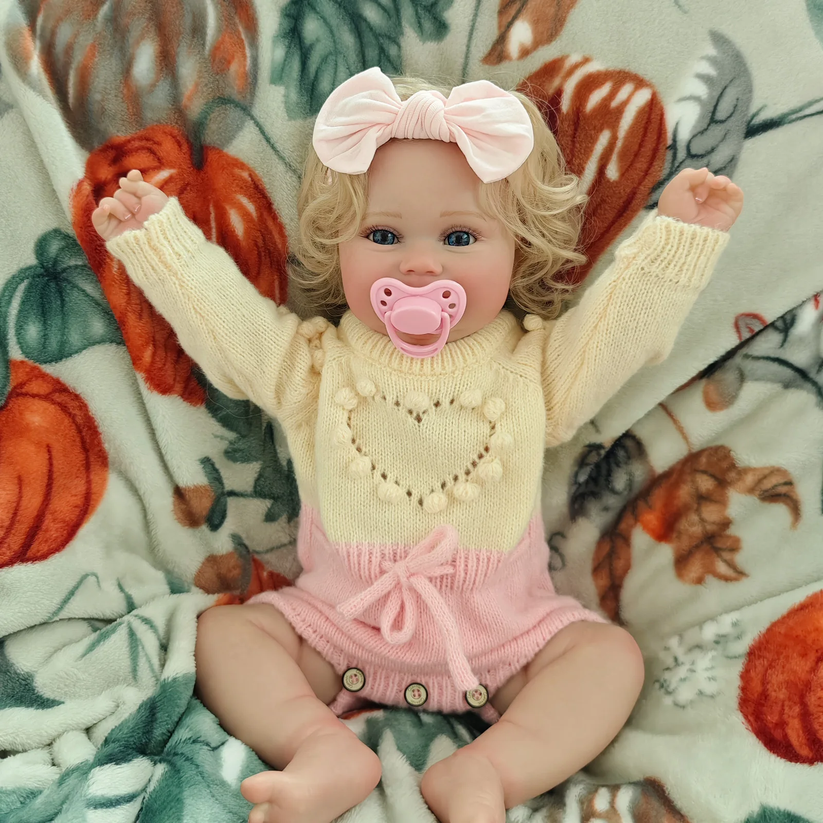50cm Lifelike Reborn Baby Doll Handmade 3D Painted Skin Blue Eyes Full Body Soft Silicone Vinyl Girl Body Bebe Christmas Gift
50cm Lifelike Reborn Baby Doll Handmade 3D Painted Skin Blue Eyes Full Body Soft Silicone Vinyl Girl Body Bebe Christmas Gift