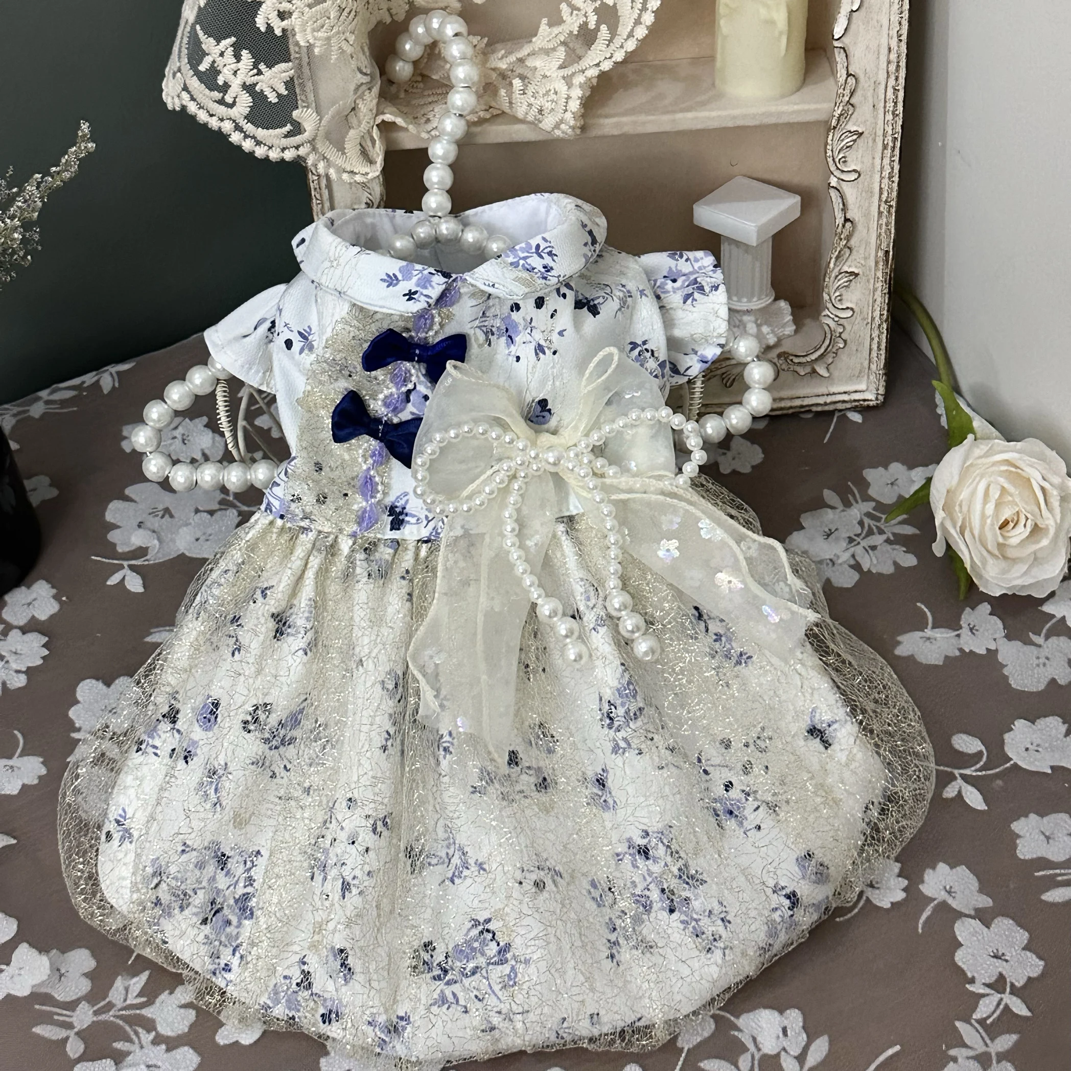 Fine Handmade Pet Dog Cats Clothes New Chinese Style Butterfly Flower Embroidery Dresses For Small Medium Dog Chihuahua Dog Coat
Fine Handmade Pet Dog Cats Clothes New Chinese Style Butterfly Flower Embroidery Dresses For Small Medium Dog Chihuahua Dog Coat