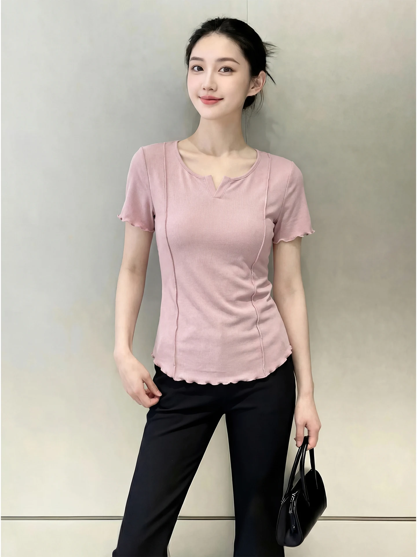 Spring 2026 plus Size Pink ort Sve V-Ne Ruffle Detail Base irt Women's Simple Versatile Inner Wear Top Breathable T-...