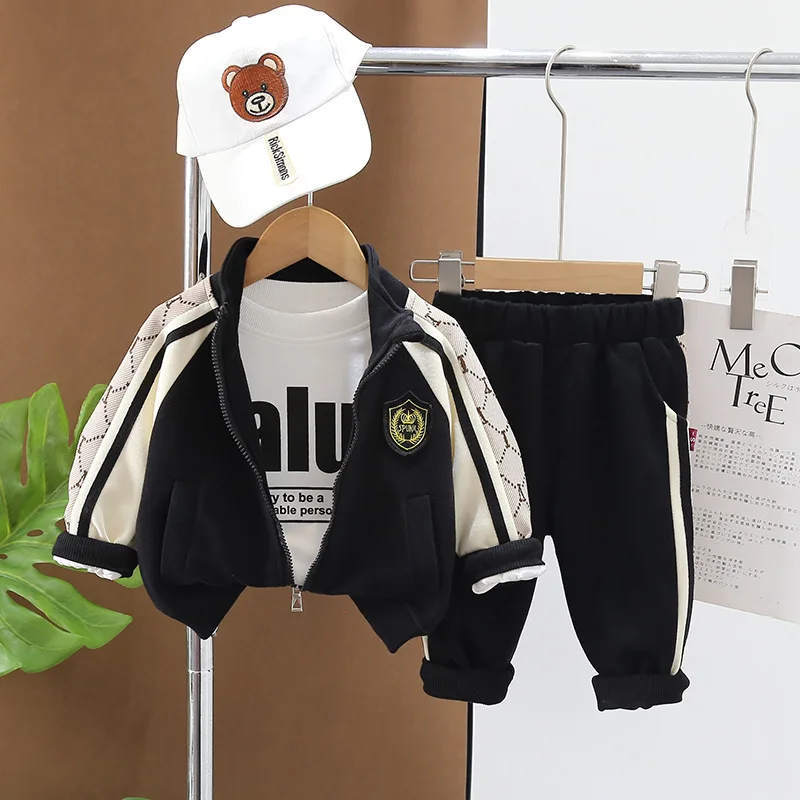 Sets for children 2024 new cartoon casual sports cardigan set for boys and girls, three piece fashionable baby sports suit
Sets for children 2024 new cartoon casual sports cardigan set for boys and girls, three piece fashionable baby sports suit