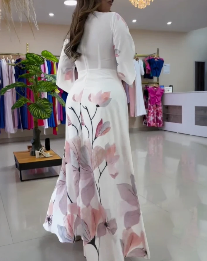 Floral Placement Print Deep V Neck Bell Sleeve Vacation Dress woman Casual Zipper Back Cinched Waist Maxi Dresses With Lining
Floral Placement Print Deep V Neck Bell Sleeve Vacation Dress woman Casual Zipper Back Cinched Waist Maxi Dresses With Lining