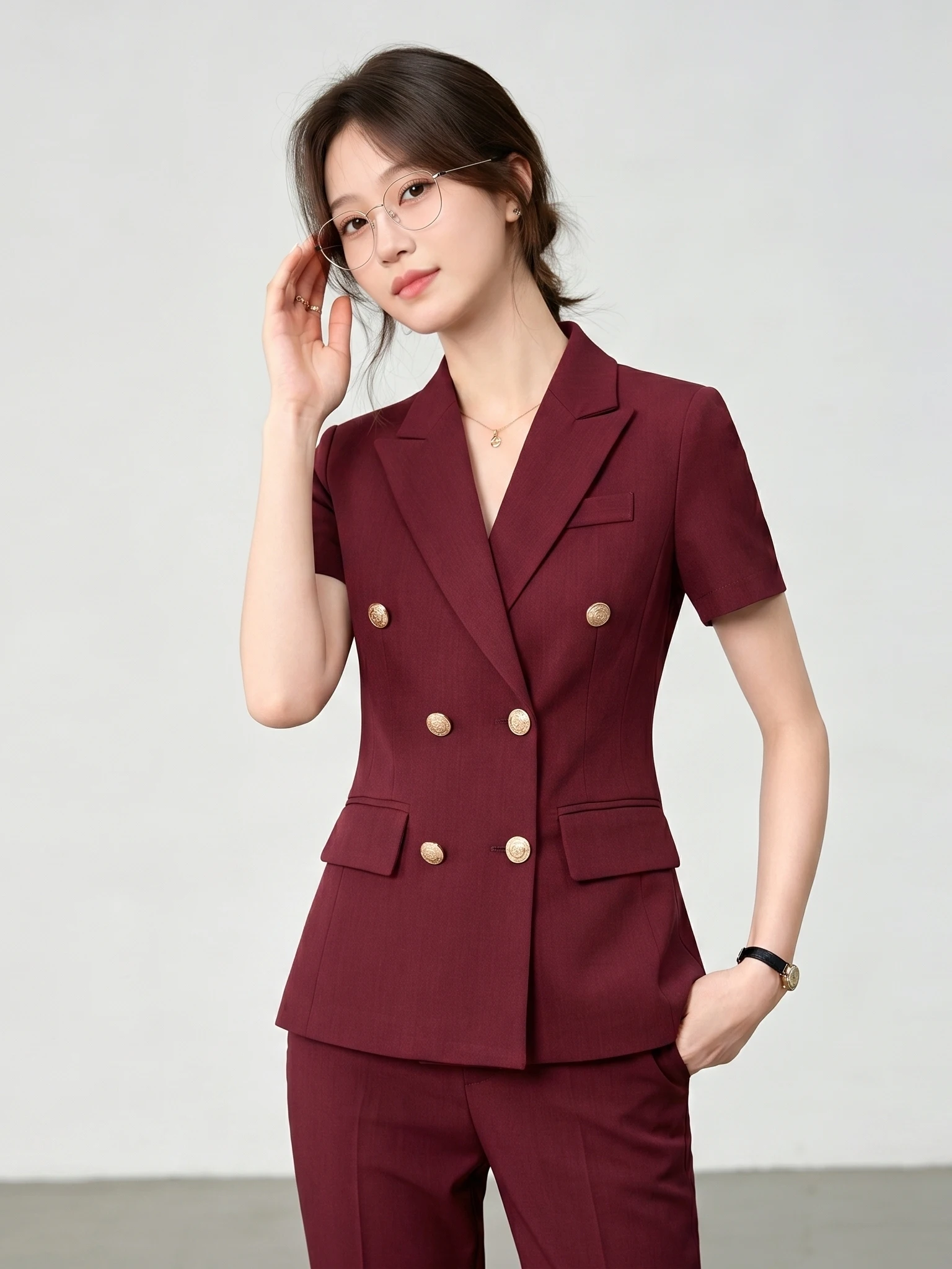 Women's Short Sleeve Professional Formal Suit Set Summer New Workwear Interview High-End Feeling Small Western Style Jacket
Women's Short Sleeve Professional Formal Suit Set Summer New Workwear Interview High-End Feeling Small Western Style Jacket