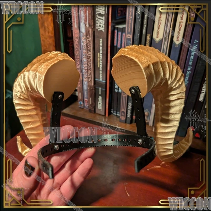 Golden Curly Ram Horns Headband A Pair With DIY Materia Performance Props For Halloween Party Devil White Sheep Horns Gothic Cos
Golden Curly Ram Horns Headband A Pair With DIY Materia Performance Props For Halloween Party Devil White Sheep Horns Gothic Cos