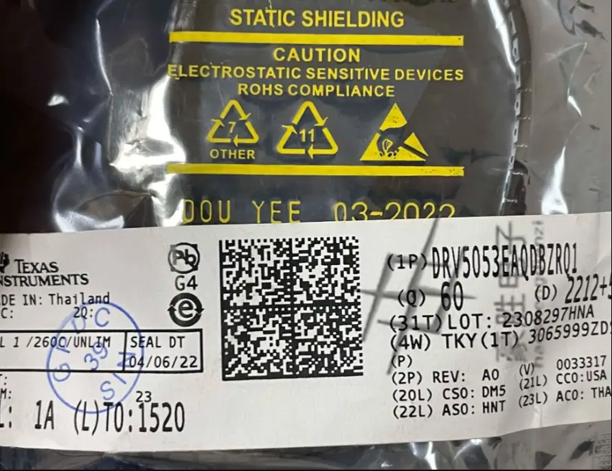 10 шт./партия DRV5053EAQDBZRQ1 DRV5053EAQDBZR DRV5053EA SOT23-3 обещают быть на 100% новыми и оригинальными
10 шт./партия DRV5053EAQDBZRQ1 DRV5053EAQDBZR DRV5053EA SOT23-3 обещают быть на 100% новыми и оригинальными