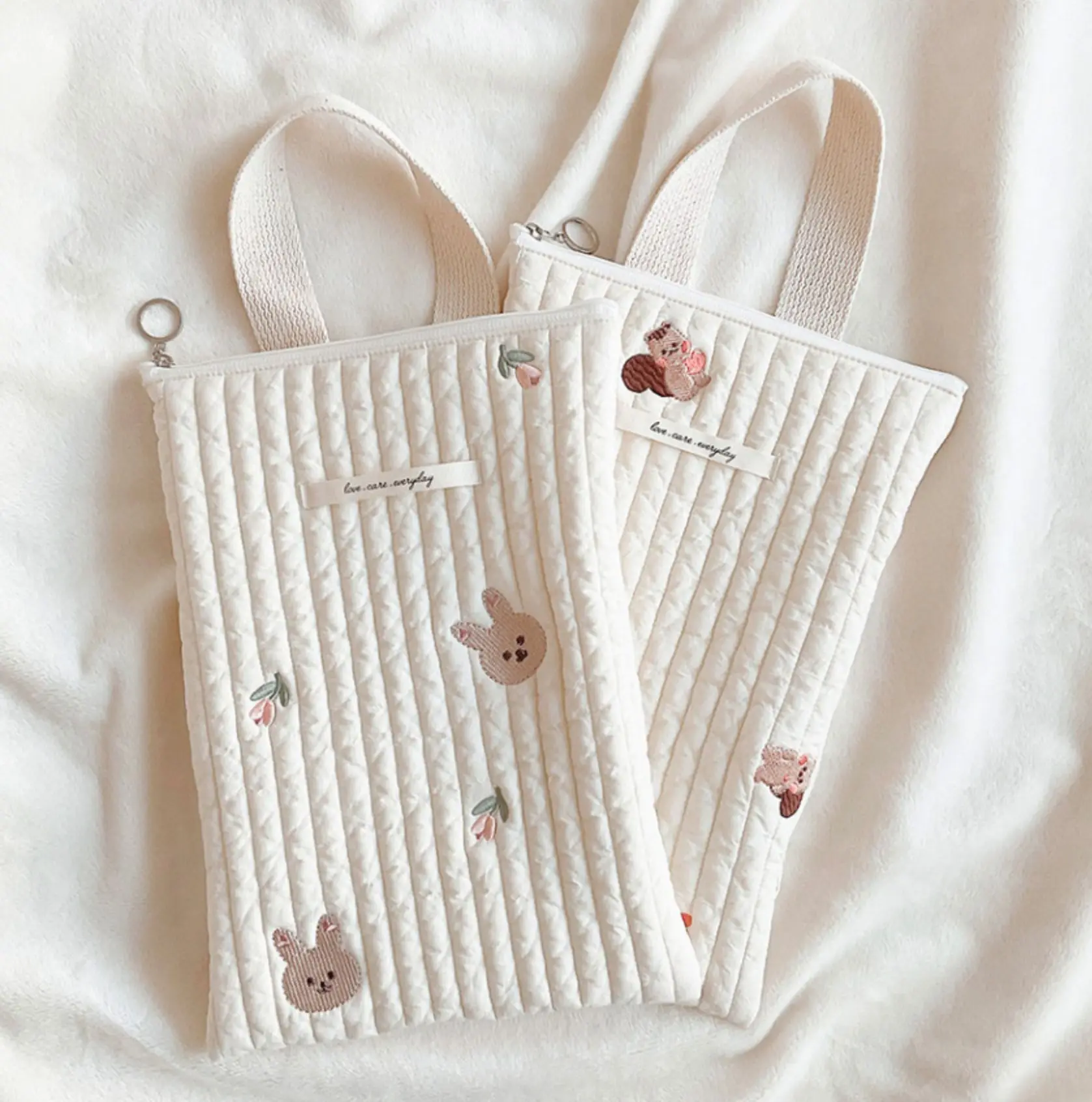Cute Bear Embroidery Diaper Bag for Baby - Nappy Pouch, Travel Storage Organizer, Stroller Bag, Mommy Handbag, Ins Korean Style
Cute Bear Embroidery Diaper Bag for Baby - Nappy Pouch, Travel Storage Organizer, Stroller Bag, Mommy Handbag, Ins Korean Style