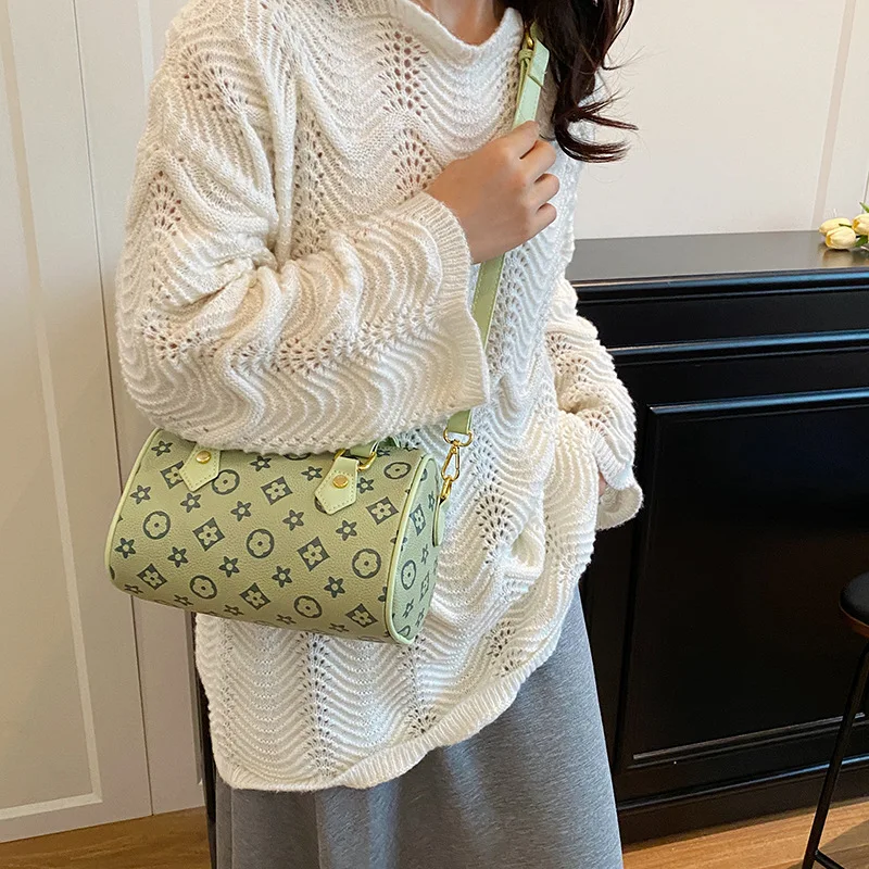 2025 Vintage Print Boston Bag for Women Designer-Inspired Shoulder Purse Adjustable Crossbody Strap Work Commute Bag
2025 Vintage Print Boston Bag for Women Designer-Inspired Shoulder Purse Adjustable Crossbody Strap Work Commute Bag