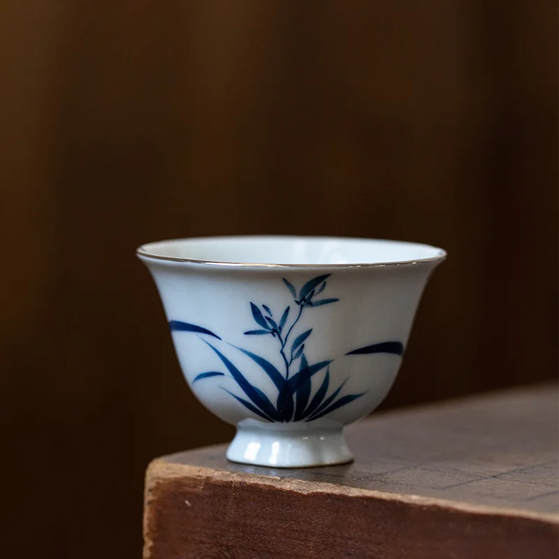 Pure Hand-painted Gentleman Blue Bamboo Tea Cup Goblet Single Cup Underglaze Color Ceramic Household Products Ming Cup retro Dri
Pure Hand-painted Gentleman Blue Bamboo Tea Cup Goblet Single Cup Underglaze Color Ceramic Household Products Ming Cup retro Dri