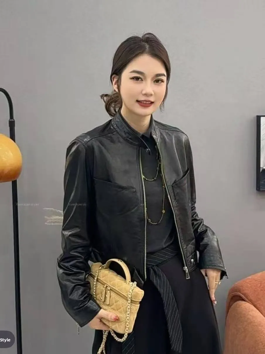 Ning 2025 New Style Women's Leather Jacket Sheepskin Coat Luxury Sensation Small Size Genuine Leather Long Sleeve
Ning 2025 New Style Women's Leather Jacket Sheepskin Coat Luxury Sensation Small Size Genuine Leather Long Sleeve