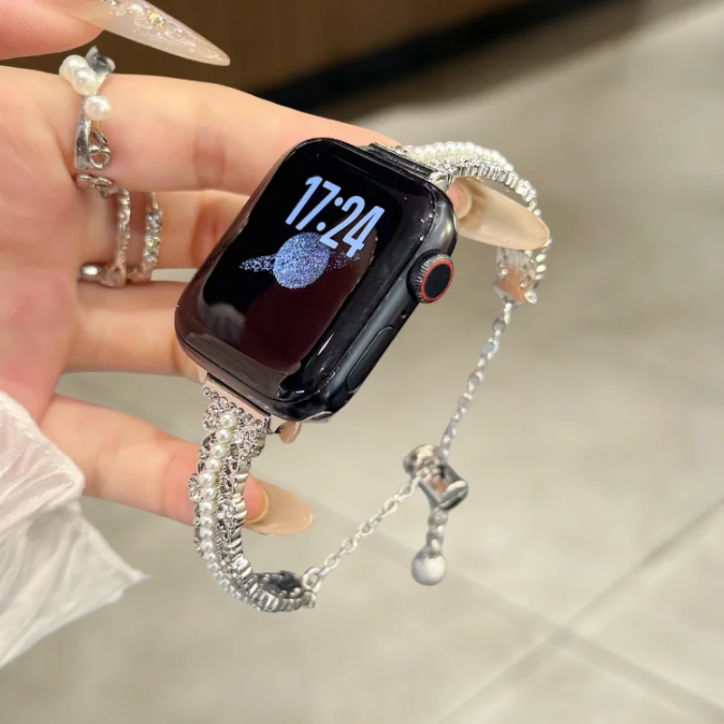 Focused Introduc Fashionable watch strap compatible with iWatch 38mm, 40mm, 41mm, 42mm, 44mm, 45mm, and 49mm
Focused Introduc Fashionable watch strap compatible with iWatch 38mm, 40mm, 41mm, 42mm, 44mm, 45mm, and 49mm