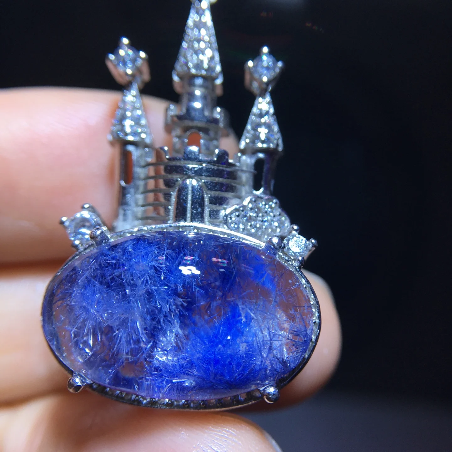 Natural Blue Rutilated Dumortierite Quartz Pendant Clear Flower 18.3/11.6mm Necklace Gold Jewelry AAAAAAA
Natural Blue Rutilated Dumortierite Quartz Pendant Clear Flower 18.3/11.6mm Necklace Gold Jewelry AAAAAAA
