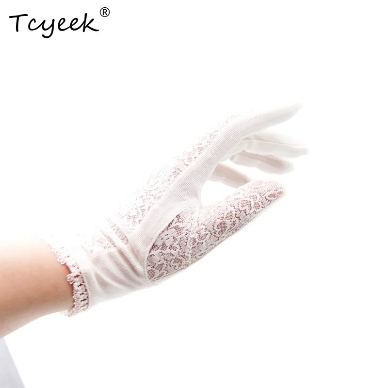 Tcyeek 100% шелковый шелк, летние тонкие пальчиковые удобные солнцезащитные вентиляционные женские кружевные перчатки Guantes Niña 여름장갑 כפschein
Tcyeek 100% шелковый шелк, летние тонкие пальчиковые удобные солнцезащитные вентиляционные женские кружевные перчатки Guantes Niña 여름장갑 כפschein