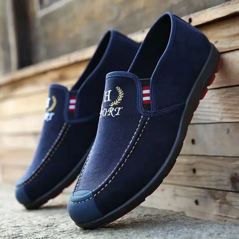 Suede Embroidered Men's Cloth Shoes, Shallow Mouth, Low Cut, Anti Slip, Easy To Wear and Take Off, Flat Bottomed Work Shoes
Suede Embroidered Men's Cloth Shoes, Shallow Mouth, Low Cut, Anti Slip, Easy To Wear and Take Off, Flat Bottomed Work Shoes