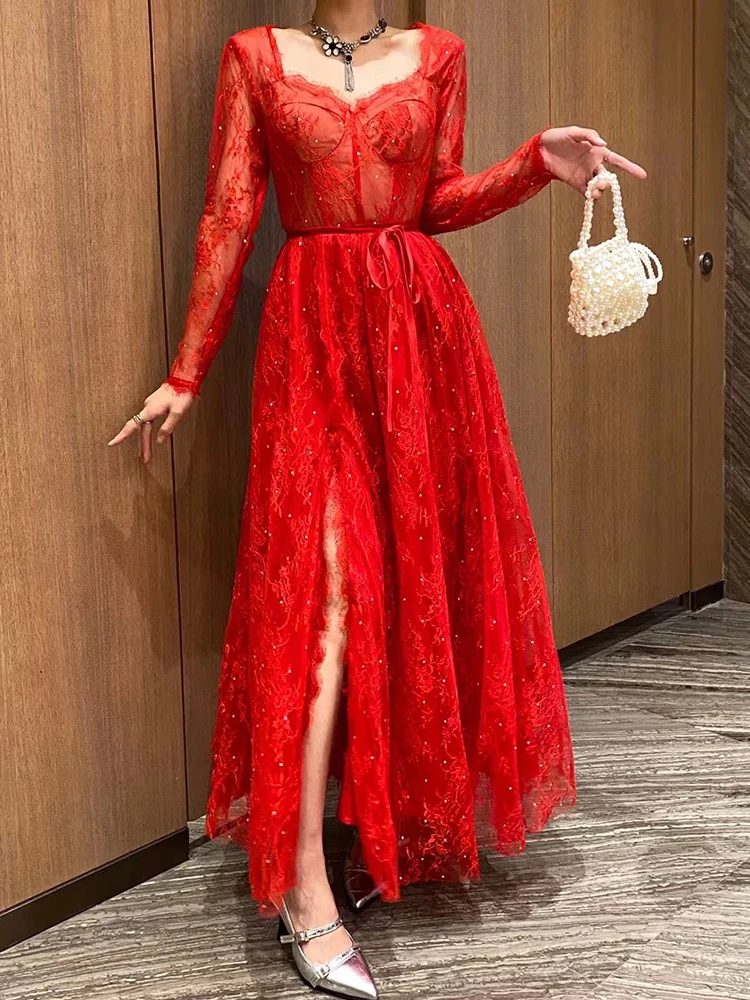 Vintage lace sequin square neck strapless lace-up high-waisted dress 2024 Spring women's new dress fashion loose pouffant skirt
Vintage lace sequin square neck strapless lace-up high-waisted dress 2024 Spring women's new dress fashion loose pouffant skirt