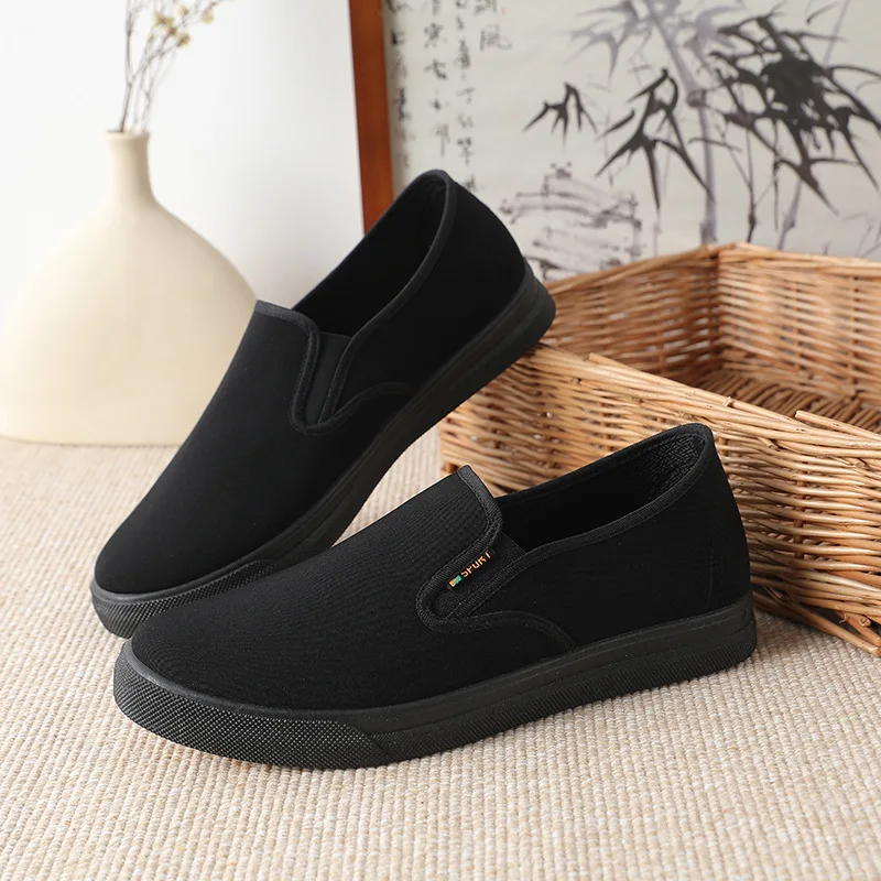 Men Summer Breath Knit Slip On Shoes Hand Woven Cloth Upper Soft Flat Sole Anti Slip Daily Indoor Outdoor Walking Footwear
Men Summer Breath Knit Slip On Shoes Hand Woven Cloth Upper Soft Flat Sole Anti Slip Daily Indoor Outdoor Walking Footwear