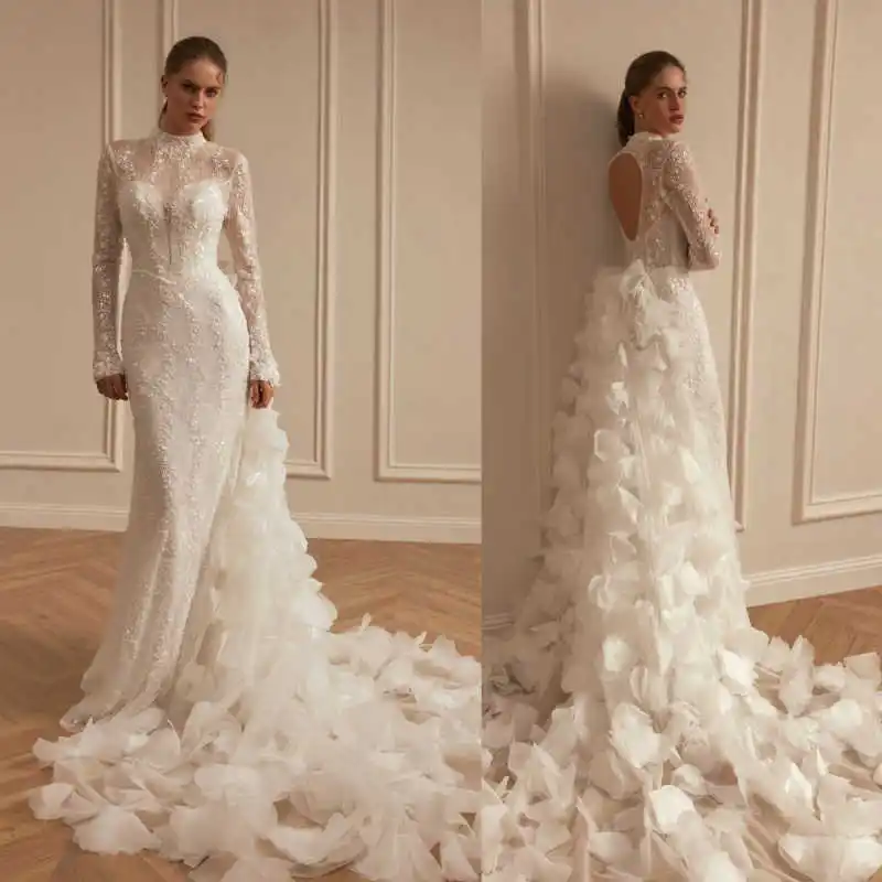 Modish Sleek Wedding Dresses High Neck Long Sleeve Sparkling Sequins Slim Fit Cascading Fabric Petal Extended Train Bridal Dress
Modish Sleek Wedding Dresses High Neck Long Sleeve Sparkling Sequins Slim Fit Cascading Fabric Petal Extended Train Bridal Dress
