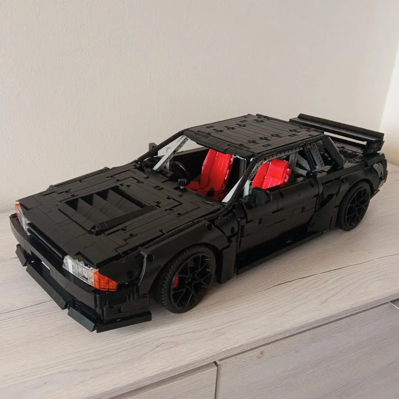 New 3634PCS Skyline R32 GTR Supercar Racing Car Vehicle Sport Model Technical Building Blocks Brick Toy Kid Birthday Gift
New 3634PCS Skyline R32 GTR Supercar Racing Car Vehicle Sport Model Technical Building Blocks Brick Toy Kid Birthday Gift