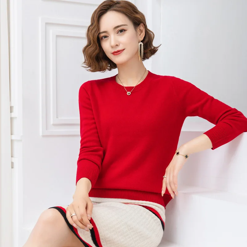 Высококачественный шерстяной свитер для женщин, с круглым вырезом, для среднего возраста, осень и зима, короткий стиль, простой, для похудения, полная шерсть, внутренняя одежда,
Высококачественный шерстяной свитер для женщин, с круглым вырезом, для среднего возраста, осень и зима, короткий стиль, простой, для похудения, полная шерсть, внутренняя одежда,