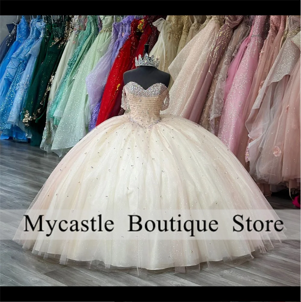 New Off Shoulder Beaded Quinceanera Dresses Ball Gown 2024 Tulle Crystals Sweet 15 Dress Formal Birthday Dress Custom Lace-up
New Off Shoulder Beaded Quinceanera Dresses Ball Gown 2024 Tulle Crystals Sweet 15 Dress Formal Birthday Dress Custom Lace-up