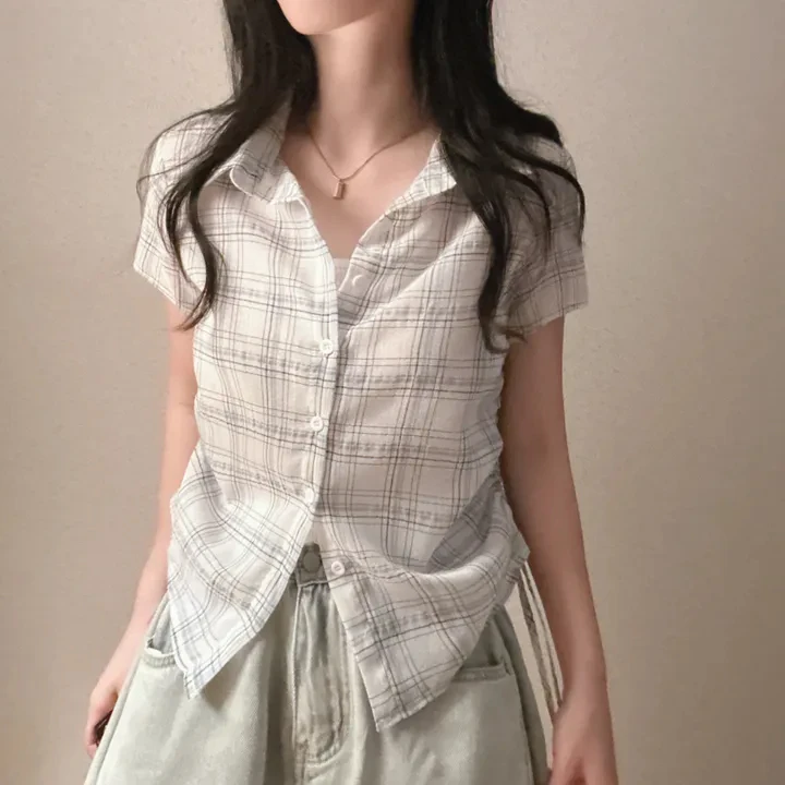 Летний женский корейский клетчатый топ с высокой талией и высокой талией, универсальный антивозрастной топ
Летний женский корейский клетчатый топ с высокой талией и высокой талией, универсальный антивозрастной топ