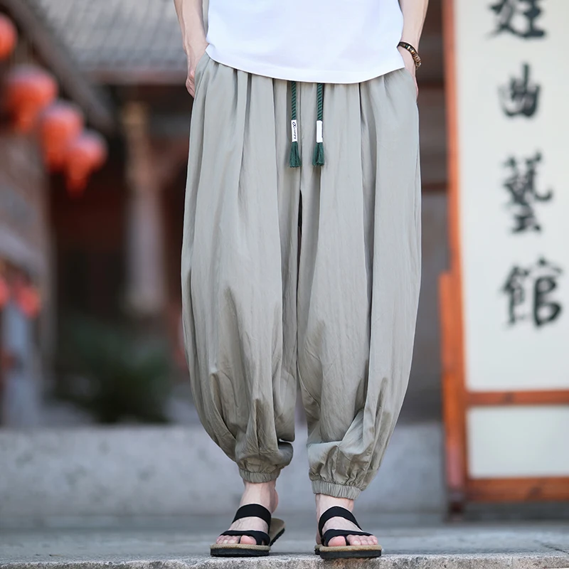 2025 Men Black Harajuku Casual Pants Men Wide-Leg Harem Pants Summer Jogging Pants Cotton Linen Trousers Male Oversized Pants
2025 Men Black Harajuku Casual Pants Men Wide-Leg Harem Pants Summer Jogging Pants Cotton Linen Trousers Male Oversized Pants