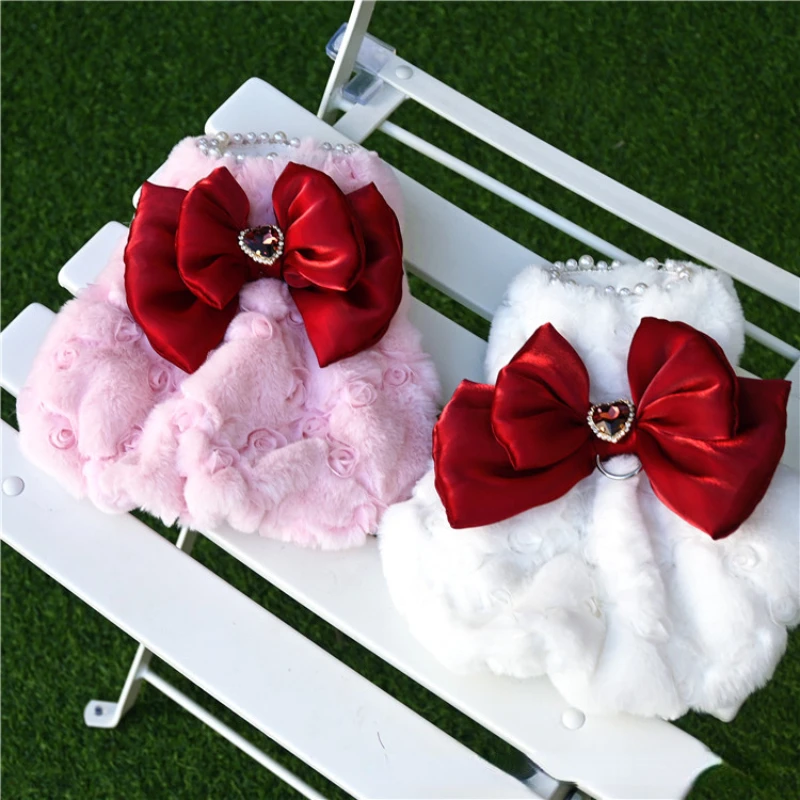 Cute Red Bow Autumn and Winter Dog Dresses Solid Color Plush Warm Sweet Pet Princess Dress Fashion Pearl Accessories Cat Dress
Cute Red Bow Autumn and Winter Dog Dresses Solid Color Plush Warm Sweet Pet Princess Dress Fashion Pearl Accessories Cat Dress