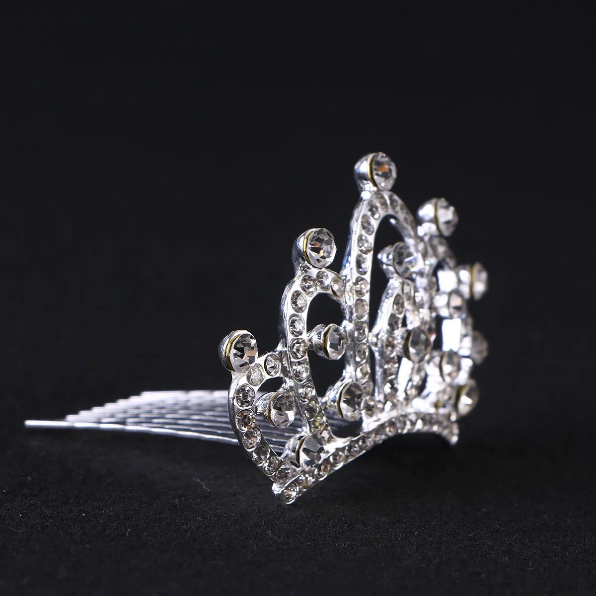 Rhinestone Tiara Crown Hair Comb Children Accessories Party Birthday Elegant Design Non Fading Lightweight Kids Jewelries Daily
Rhinestone Tiara Crown Hair Comb Children Accessories Party Birthday Elegant Design Non Fading Lightweight Kids Jewelries Daily