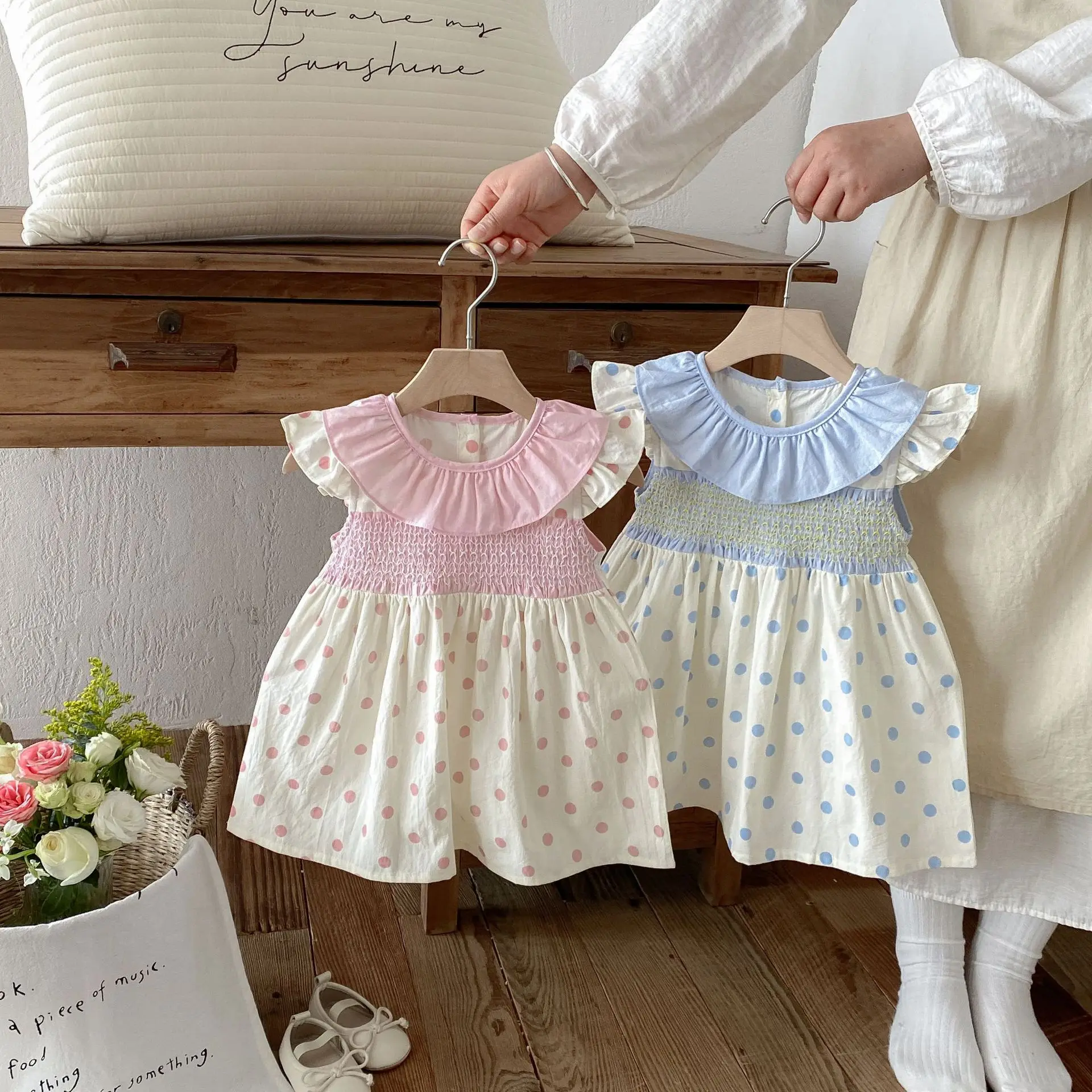 2026 Summer New Girls Sleeveless Dot Dress Children Loose Casual Dress Cute Baby Girl French Princess Dress Fashion Kids Clothes
2026 Summer New Girls Sleeveless Dot Dress Children Loose Casual Dress Cute Baby Girl French Princess Dress Fashion Kids Clothes