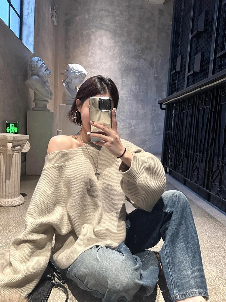 Ana Phora Zhao Lu Si One oulder Slant Knitted Sweater Slim Fit Versatile Autumn New Sle Commute Sle Long Sve Warmth ...
Ana Phora Zhao Lu Si One oulder Slant Knitted Sweater Slim Fit Versatile Autumn New Sle Commute Sle Long Sve Warmth ...