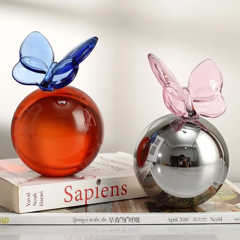 Glass Ornament Geometric Sphericity Butterfly Crystal Ball Planet Splice Ball Handicraft Decorative Figurines Home Decoration
Glass Ornament Geometric Sphericity Butterfly Crystal Ball Planet Splice Ball Handicraft Decorative Figurines Home Decoration