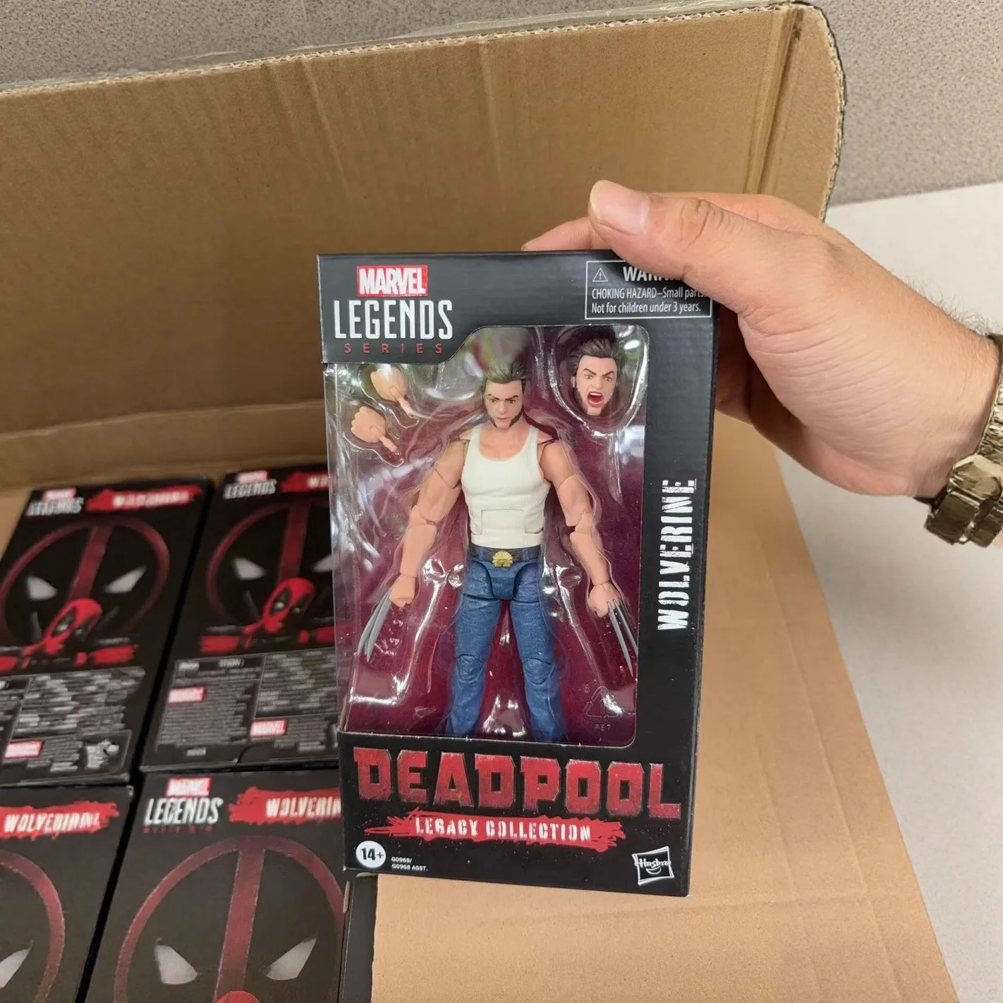 16cm Movie X-Men Wolverine Joint mobility Action Figure PVC Modes Toy Doll Desk Decor Collection Gifts boxed
16cm Movie X-Men Wolverine Joint mobility Action Figure PVC Modes Toy Doll Desk Decor Collection Gifts boxed