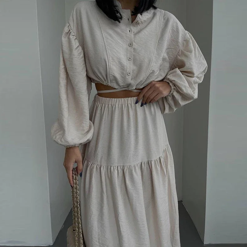 Fall Loose Party Suits Casual Standing Collar Button Long Sleeved Top and Skirt Set for Women Sexy Bandage Hollow Crop Outfits
Fall Loose Party Suits Casual Standing Collar Button Long Sleeved Top and Skirt Set for Women Sexy Bandage Hollow Crop Outfits