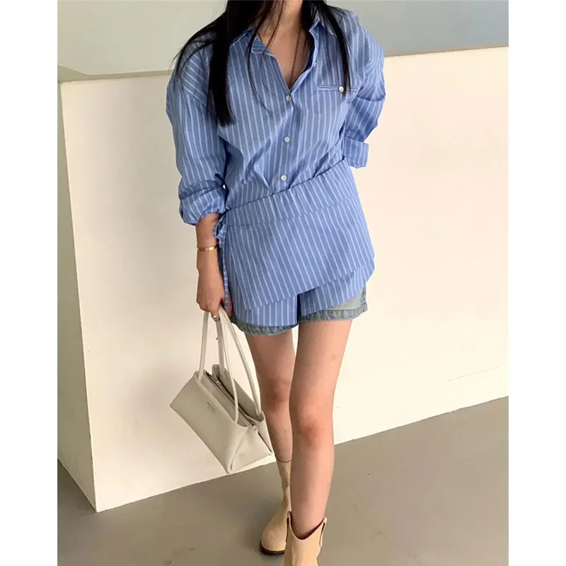 Faionable Versatile Dongda Gate 25 Autumn Striped Belted Waist + Collared Single Button irt Women's Casual Loose Fit Long...
Faionable Versatile Dongda Gate 25 Autumn Striped Belted Waist + Collared Single Button irt Women's Casual Loose Fit Long...