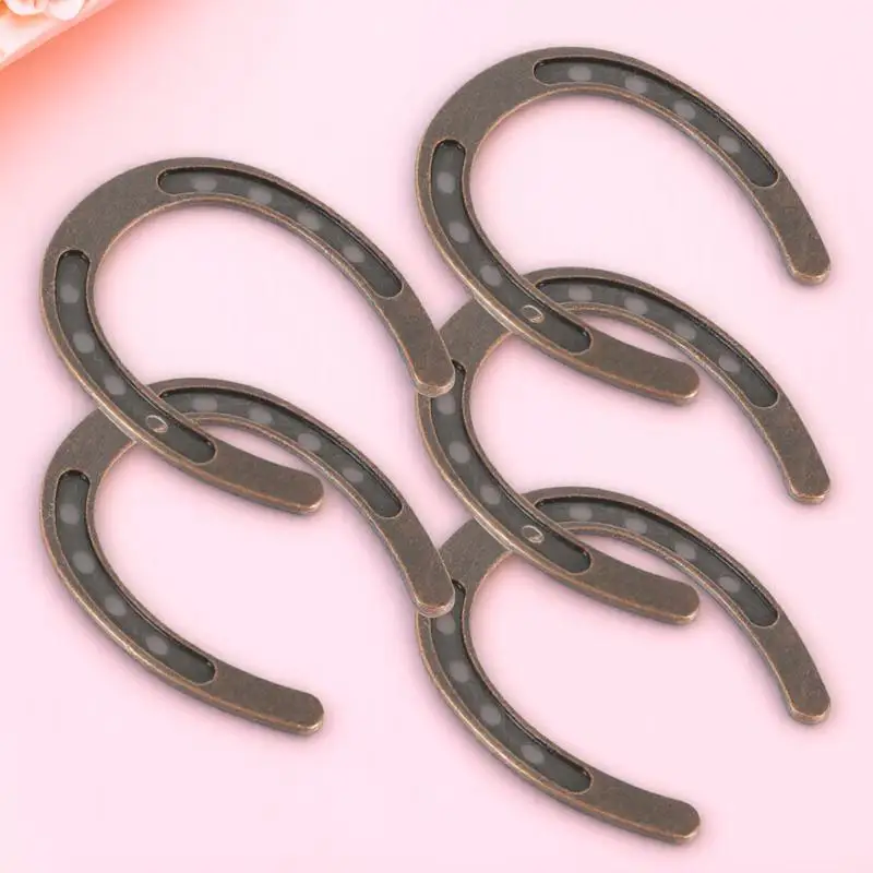 5pcs Horseshoe Hanging Decoration Zinc Alloy Wall Hanging Ornament Celebration Sculptures Rustic Pendant Charms Wedding Favors
5pcs Horseshoe Hanging Decoration Zinc Alloy Wall Hanging Ornament Celebration Sculptures Rustic Pendant Charms Wedding Favors