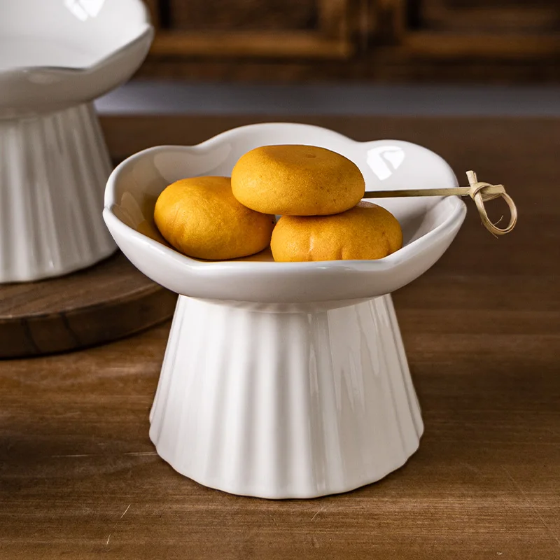 Изысканный поднос для цветов, барный стол, поднос для сухофруктов на высоких ножках, чайная комната, кондитерские закуски, поднос для димсам 
Изысканный поднос для цветов, барный стол, поднос для сухофруктов на высоких ножках, чайная комната, кондитерские закуски, поднос для димсам