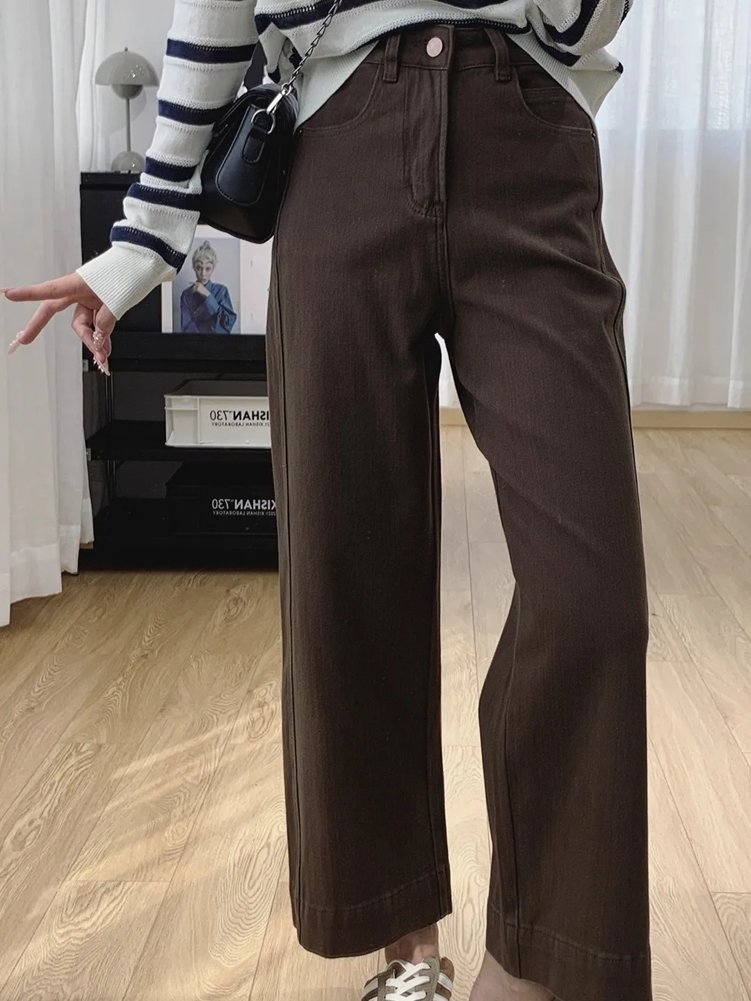 Autumn Winter Thick Velvet Warm Casual Elastic Slimming Jeans High Waist Cotton Blend Loose Straight Leg Pants Vintage Style
Autumn Winter Thick Velvet Warm Casual Elastic Slimming Jeans High Waist Cotton Blend Loose Straight Leg Pants Vintage Style