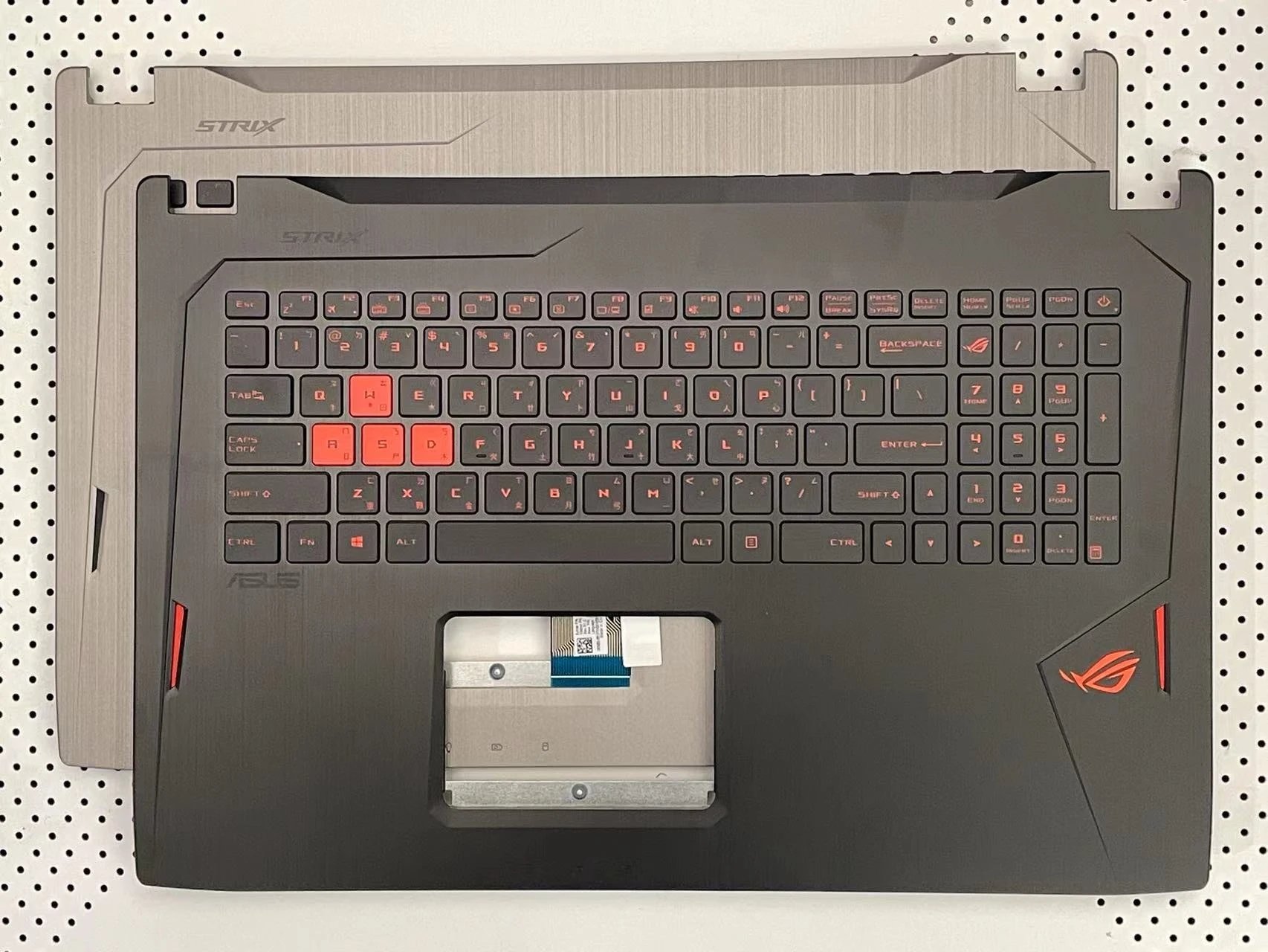 for Asus Rog Player Country Gl702vm S7vs Gl702 with C-shell Integrated New Keyboard
for Asus Rog Player Country Gl702vm S7vs Gl702 with C-shell Integrated New Keyboard