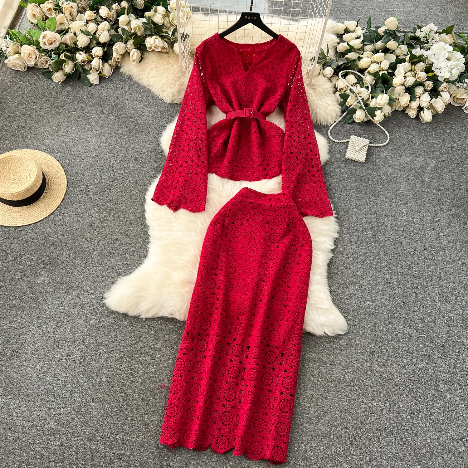 Women Two Pieces Skirt Sets Women Lace V Neck Flare Long Sleeve Crop Top with High Waist Hollow Hip Wrap Full Skirt
Women Two Pieces Skirt Sets Women Lace V Neck Flare Long Sleeve Crop Top with High Waist Hollow Hip Wrap Full Skirt