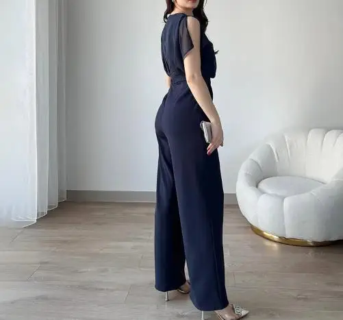 Spring Women's New Solid Color V - Neck Short Sheer Sleeve Wide - Leg Jumpsuit, Stylish Romper with Wrap Detail,Zipper Design
Spring Women's New Solid Color V - Neck Short Sheer Sleeve Wide - Leg Jumpsuit, Stylish Romper with Wrap Detail,Zipper Design