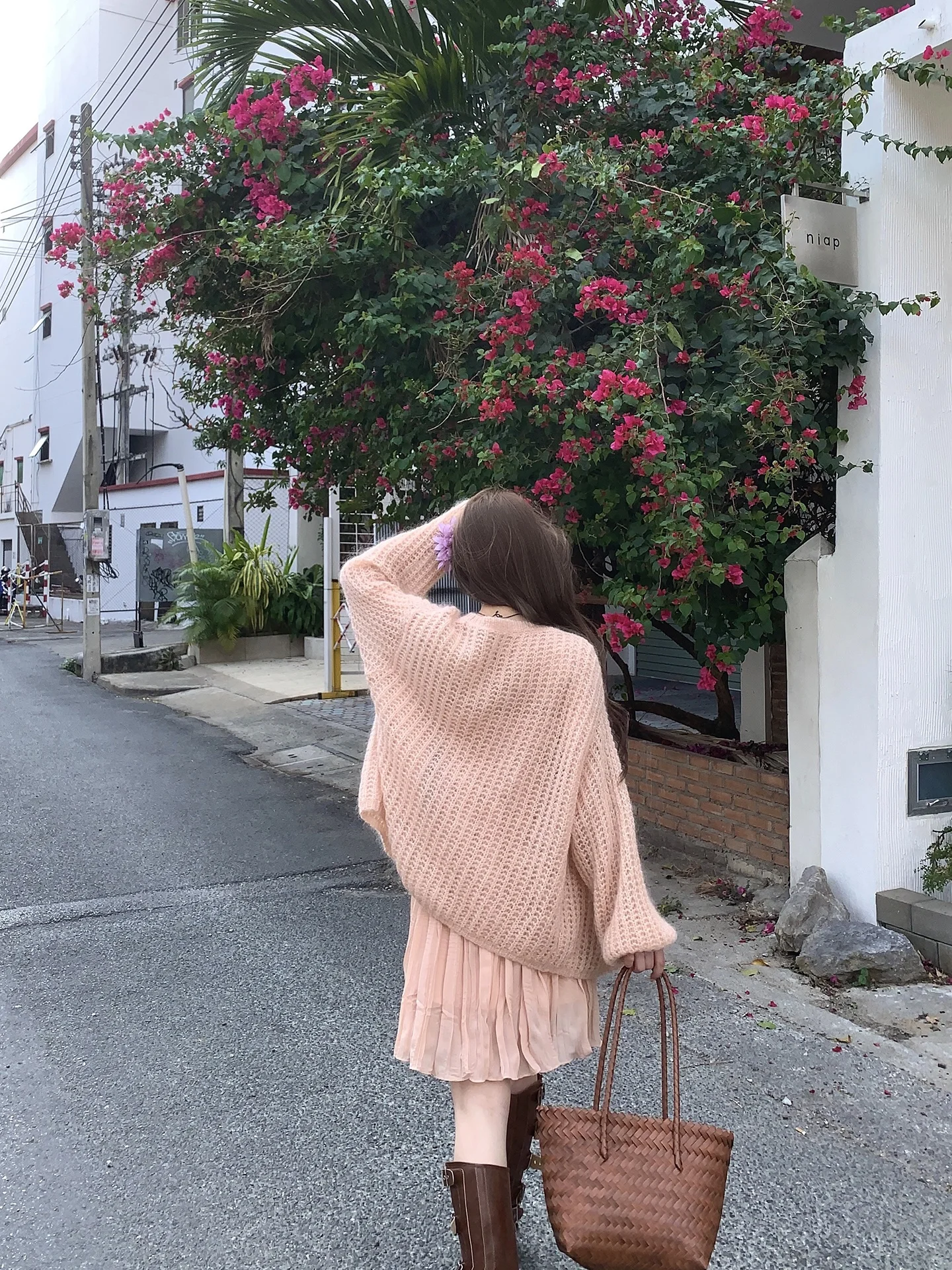Soft Skin-Friendly Women's Long Sleeve Knitted Open Cardigan Hollow out Design Spring Summer New Style Pink Sweater Jacket
Soft Skin-Friendly Women's Long Sleeve Knitted Open Cardigan Hollow out Design Spring Summer New Style Pink Sweater Jacket