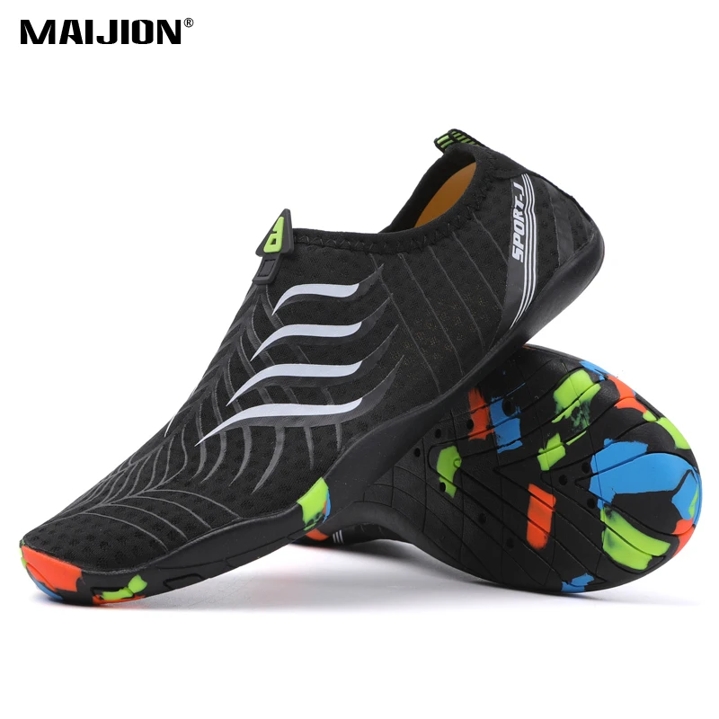 Lightweight Soft Men's Aqua Shoes Women Breathable Water Sports Shoes Outdoor Wading Sports Shoes for Surfing Beach Walking
Lightweight Soft Men's Aqua Shoes Women Breathable Water Sports Shoes Outdoor Wading Sports Shoes for Surfing Beach Walking