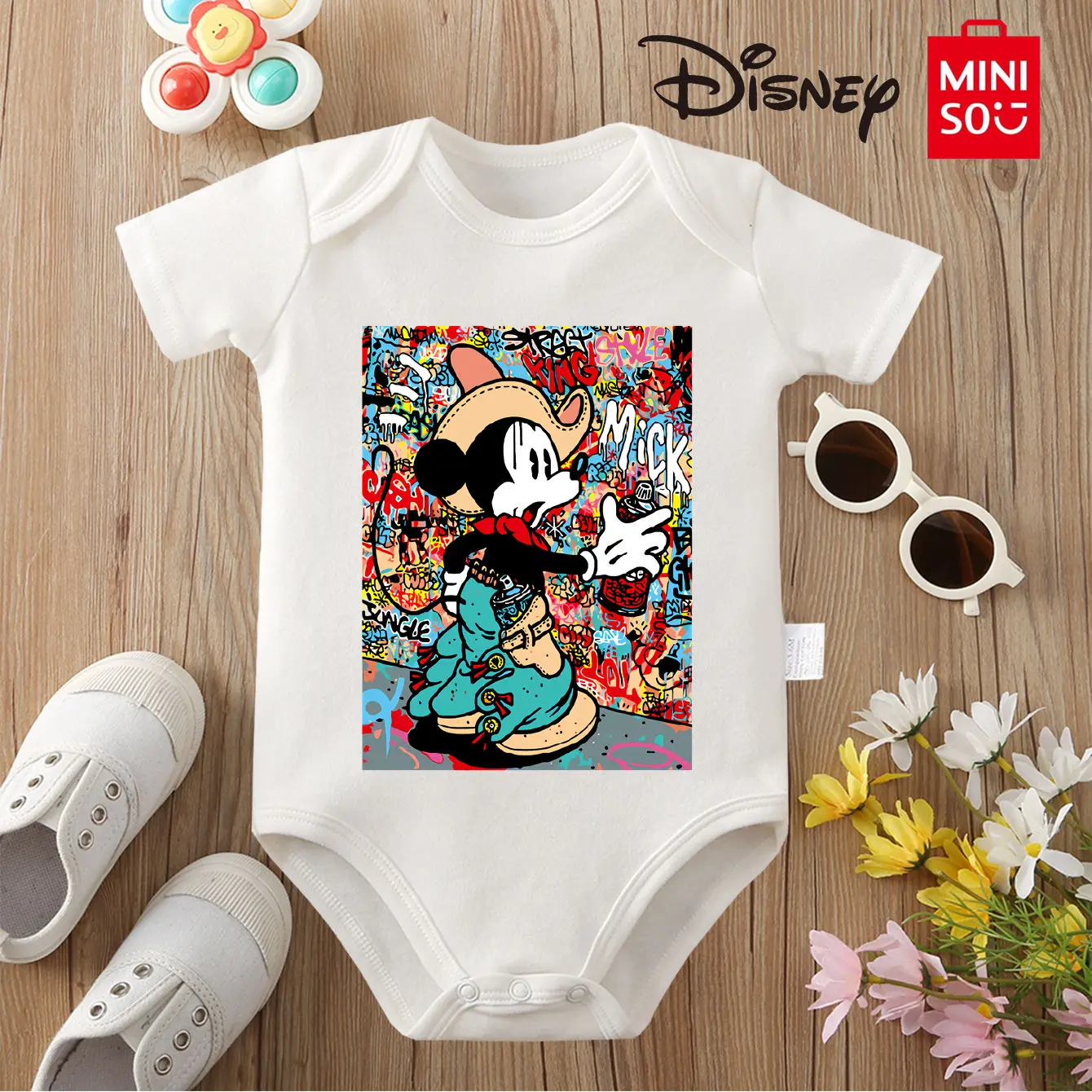 MINISO Print Pure Cotton Bodysuit Soft Baby Cloths Best Gift for Baby Mickey Mouse Onesie Jumpsuit for 0 To 12 Months Newborn 
MINISO Print Pure Cotton Bodysuit Soft Baby Cloths Best Gift for Baby Mickey Mouse Onesie Jumpsuit for 0 To 12 Months Newborn