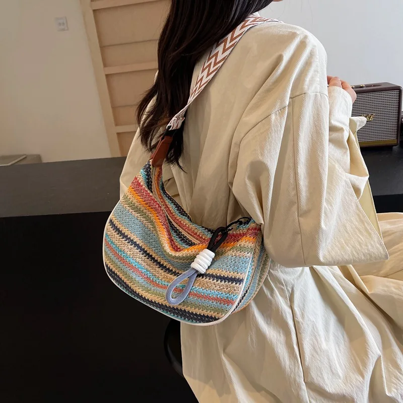 Crossbody bag female hundreds of exquisite straw shoulder bag Ms. senior sense of niche design student dumpling bags
Crossbody bag female hundreds of exquisite straw shoulder bag Ms. senior sense of niche design student dumpling bags
