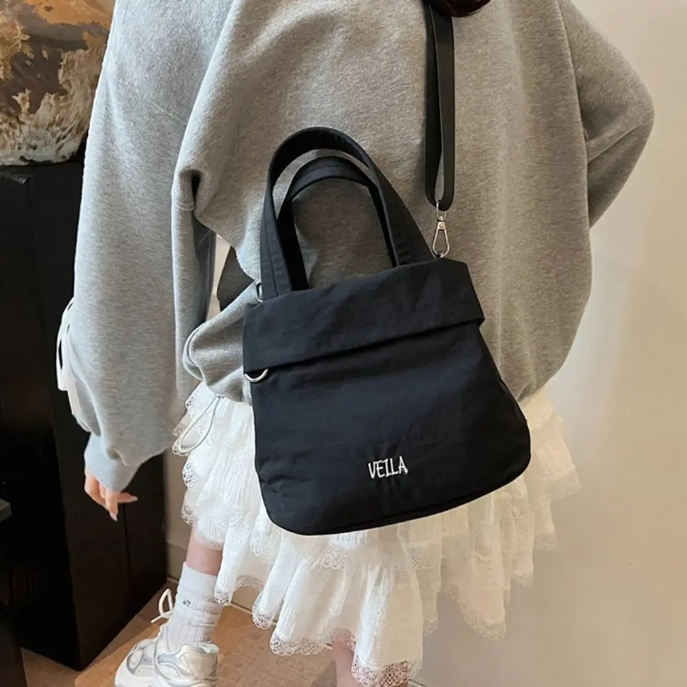 Solid Color Nylon Cloth Bucket Bag Purse Leisure Oxford Cloth Handbag Lightweight Commuting Canvas Messenger Bag Mommy Bag
Solid Color Nylon Cloth Bucket Bag Purse Leisure Oxford Cloth Handbag Lightweight Commuting Canvas Messenger Bag Mommy Bag