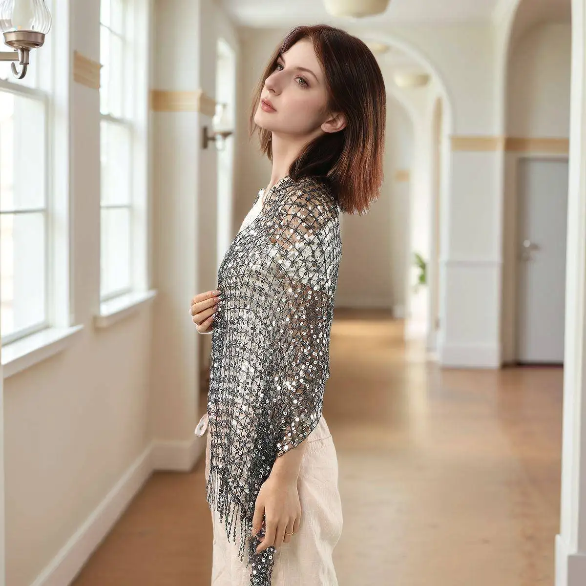 Fashionable Long Scarf Women's Hollow out Sequin Tassel Decorative Shawl Versatile Stylish Trendy Spring Summer Sun Protection
Fashionable Long Scarf Women's Hollow out Sequin Tassel Decorative Shawl Versatile Stylish Trendy Spring Summer Sun Protection