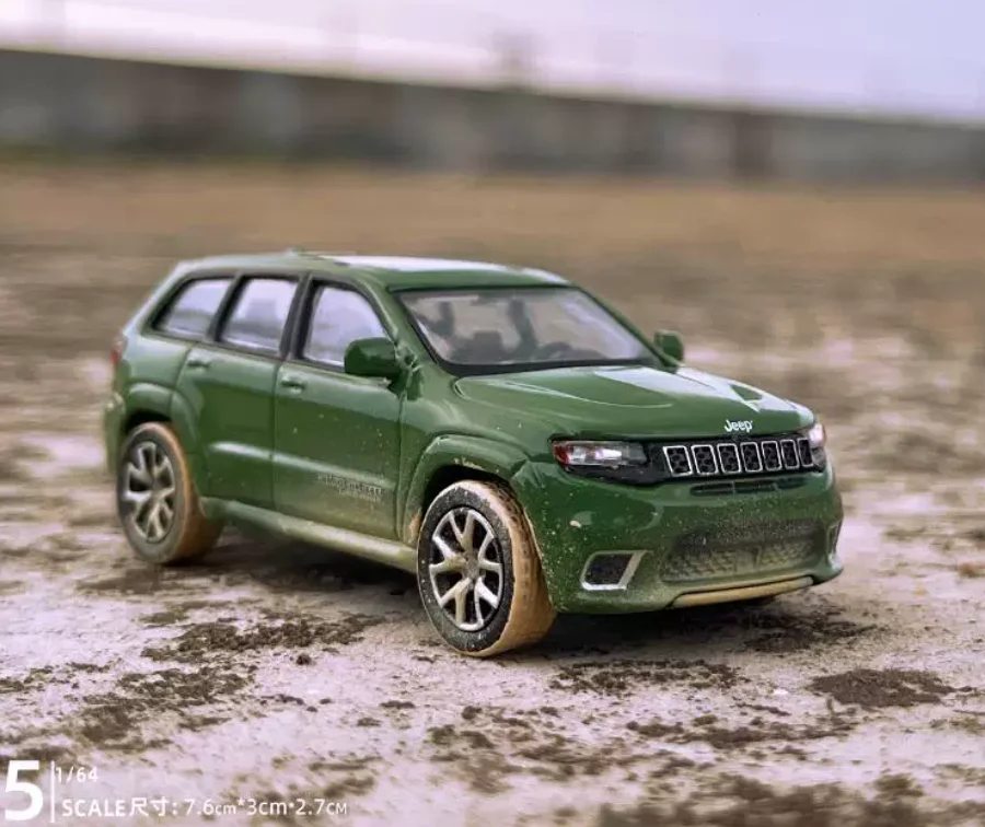 JKM 1:64 Scale Jeep Grand Cherokee Diecast Model Car Non Remote Control Vehicle Toy for Collection Men Gift
JKM 1:64 Scale Jeep Grand Cherokee Diecast Model Car Non Remote Control Vehicle Toy for Collection Men Gift