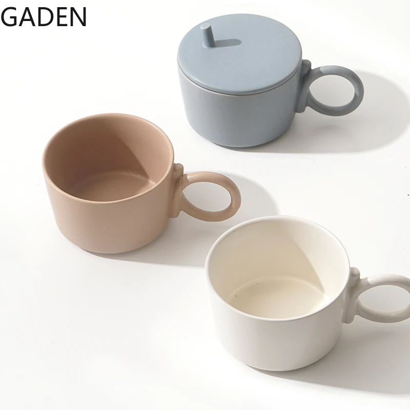 Creative Ceramic Mug with Lid European-style Household Coffee Cup Living Room Coffee Table Drinking Utensils Desktop Decoration
Creative Ceramic Mug with Lid European-style Household Coffee Cup Living Room Coffee Table Drinking Utensils Desktop Decoration